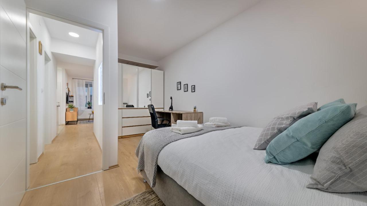 Brand New Apartment In City Center, Big Terrace Zagabria Esterno foto